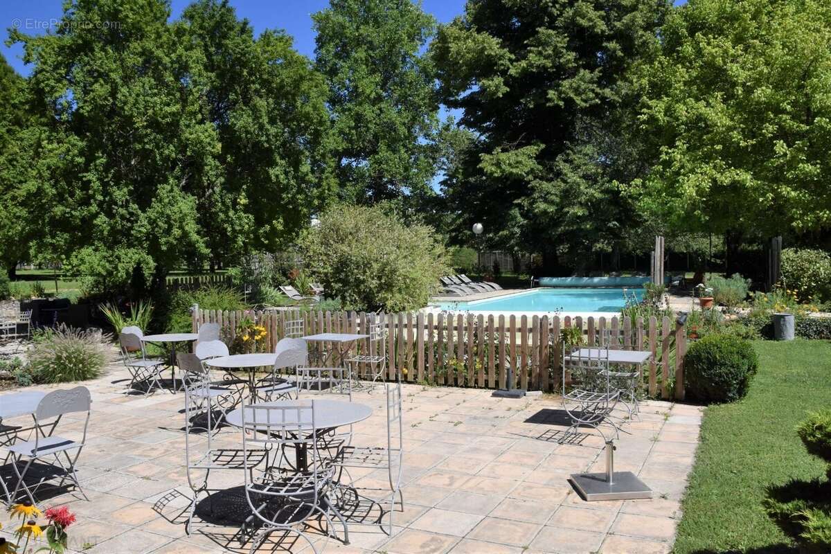 Maison à ANTONNE-ET-TRIGONANT