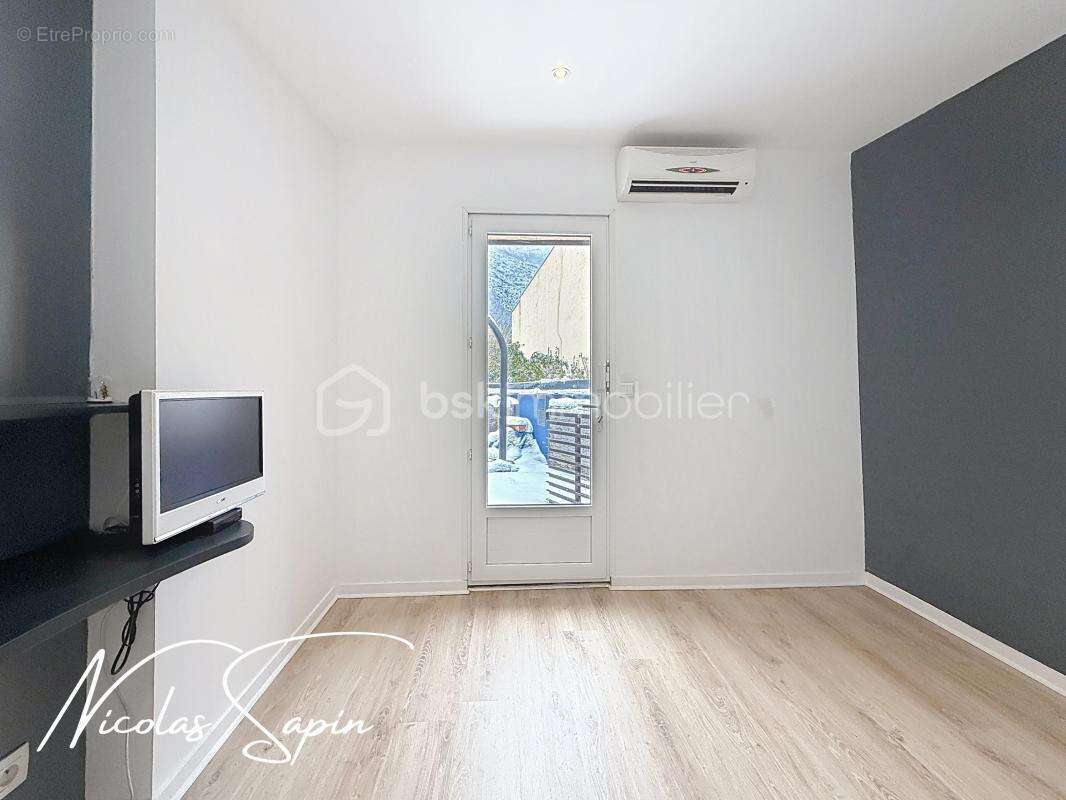 Maison à SAINT-EGREVE