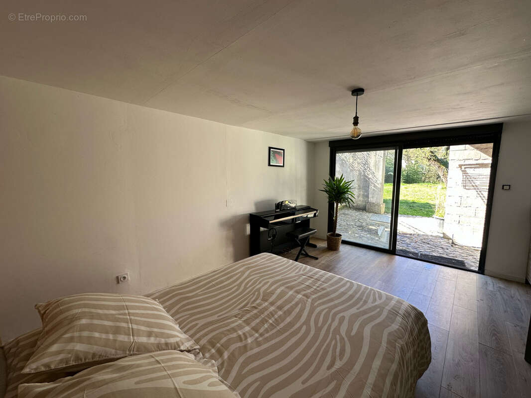 Maison à SAINT-HIPPOLYTE-DU-FORT