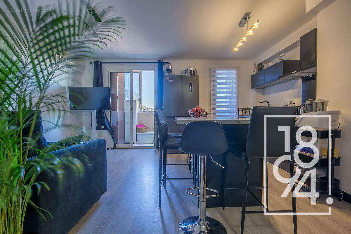 Appartement à MARSEILLE-10E