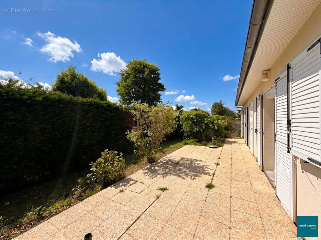 Maison à OUISTREHAM