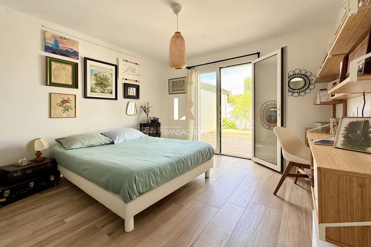 Maison à LA ROCHELLE