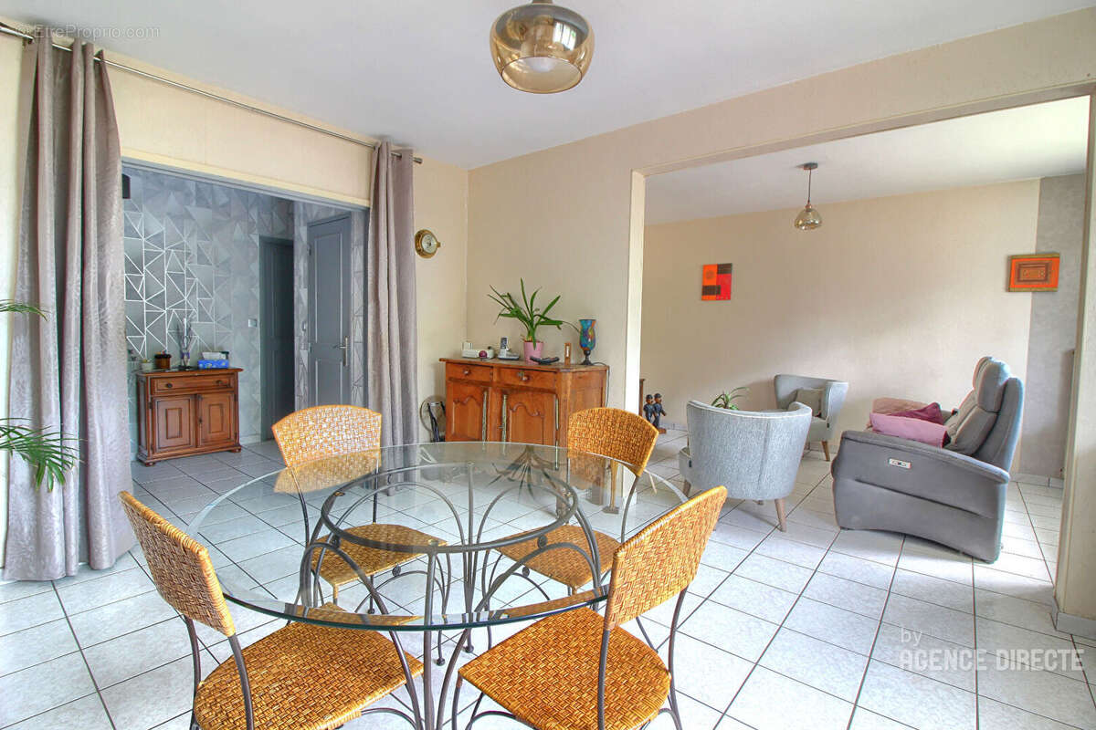 Appartement Rennes Bréquigny T5 - 90 m2 - photo 3