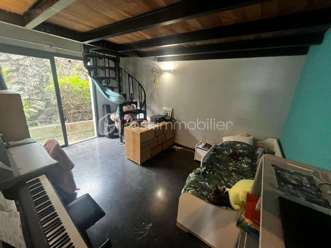 Maison à LES AVIRONS