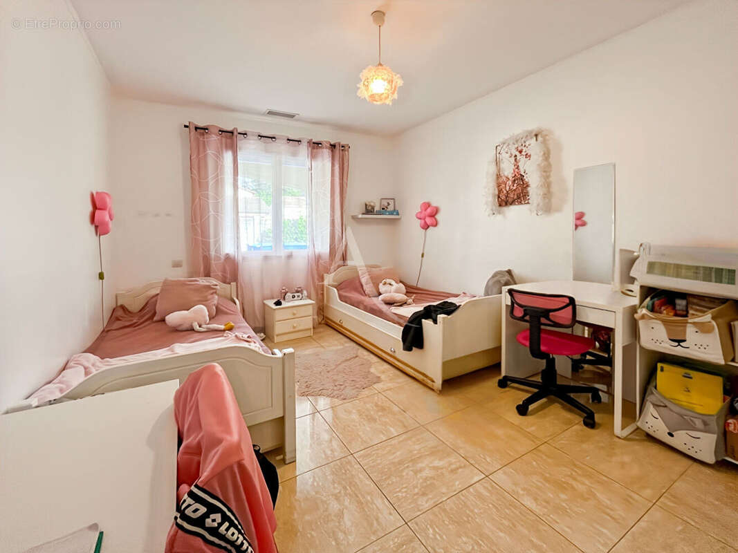 Maison à SAINT-VITE