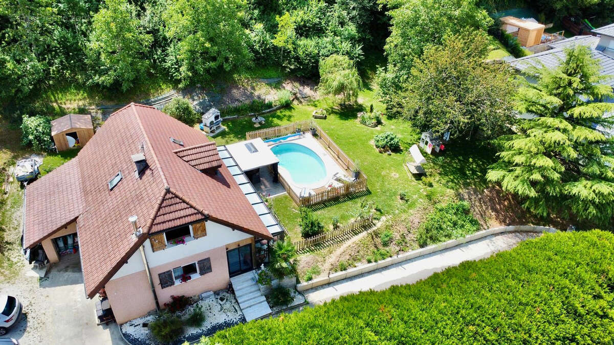Maison de 180 m2 avec piscine - photo 14