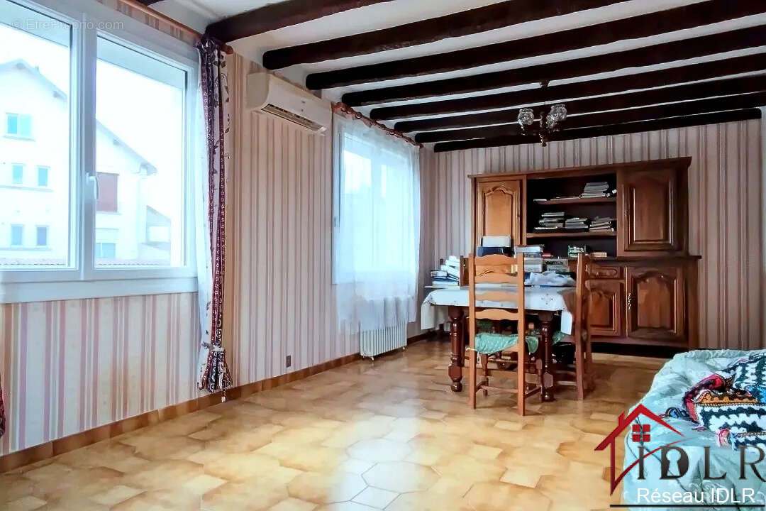 Maison à CHAUMONT