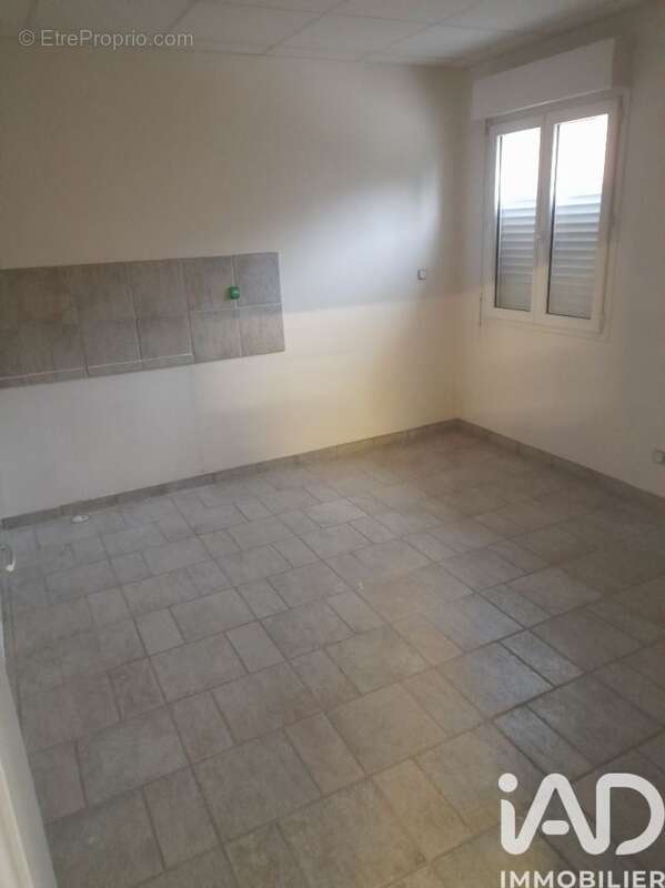 Photo 3 - Appartement à MOURS-SAINT-EUSEBE