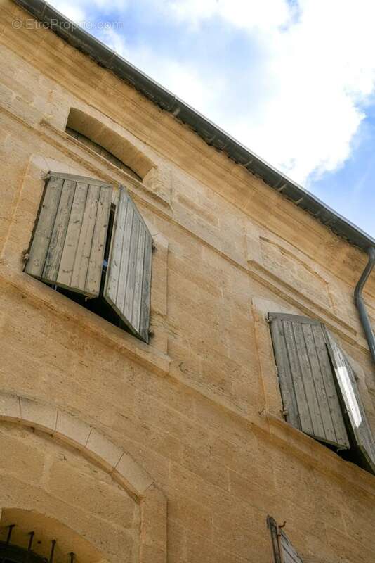 Appartement à UZES
