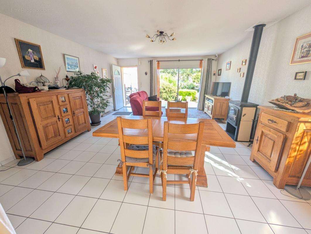 Le Grau d'Agde. Maison 4 pièces avec garage - photo 18