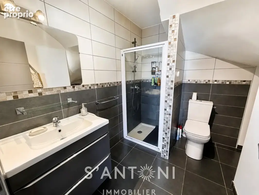 BESSAN  Maison familiale 3 chambres dans un secteur calme et recherché ! - photo 11