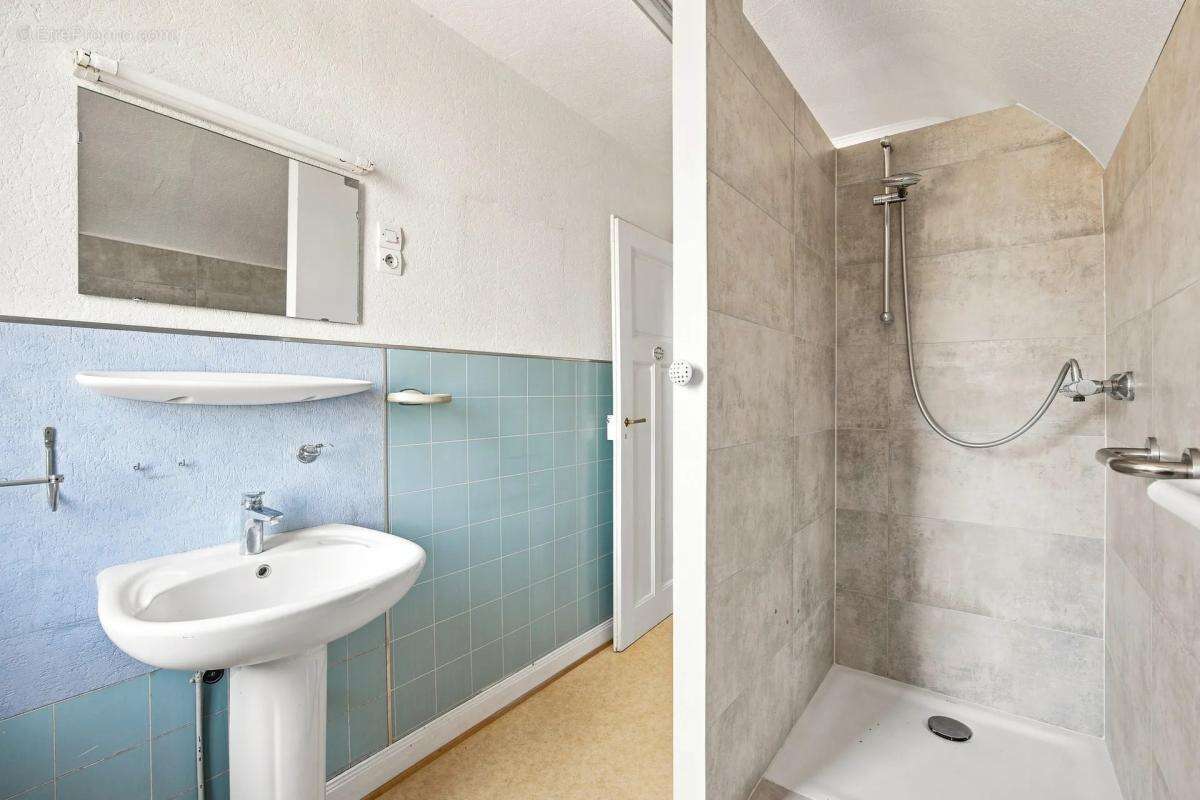 Maison de 6 pièces de 135 m² à Ostwald - photo 16