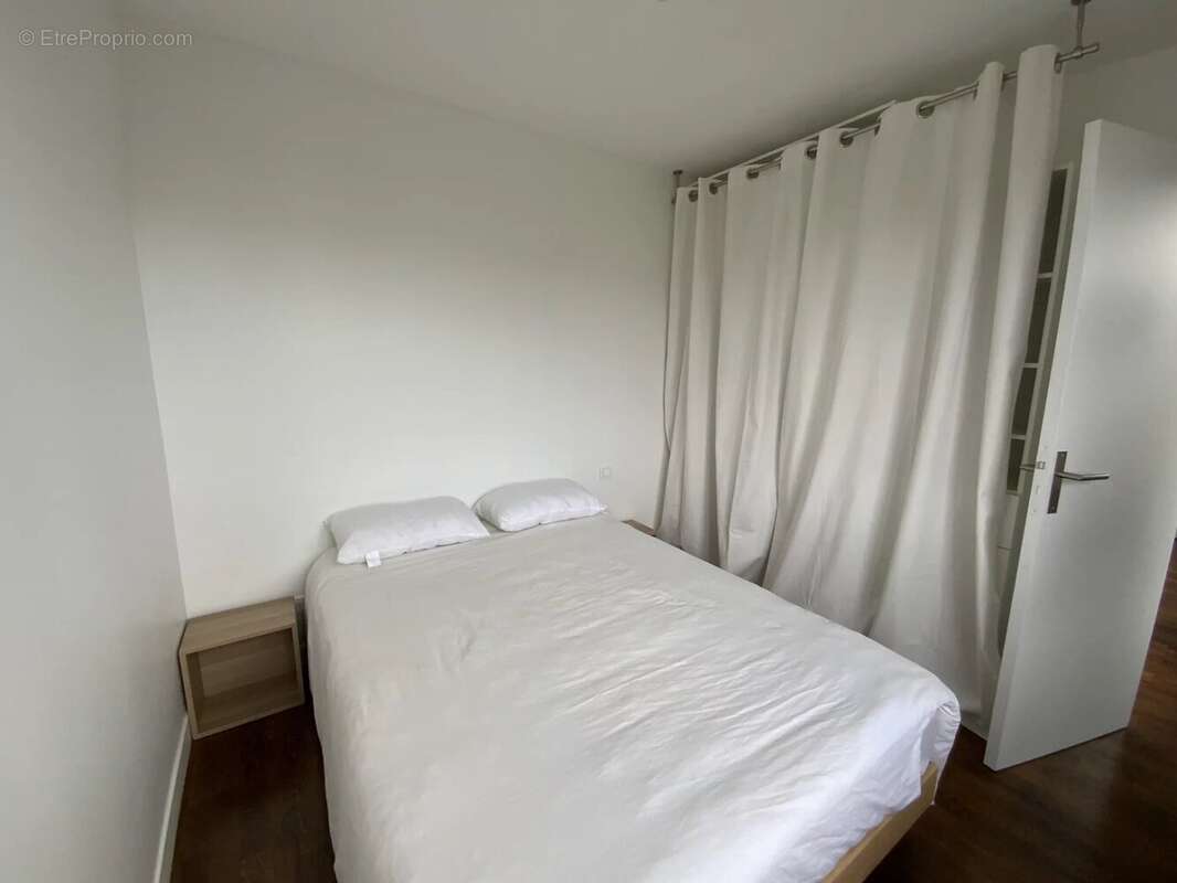 Appartement à PARIS-20E