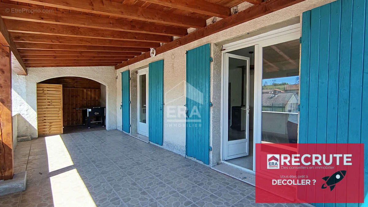 Appartement à SAINT-GERMAIN-LAPRADE