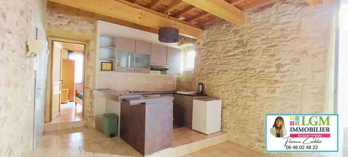 Appartement  2 pièces 53,22m² au premier étage d'une petite copropriété - photo 7