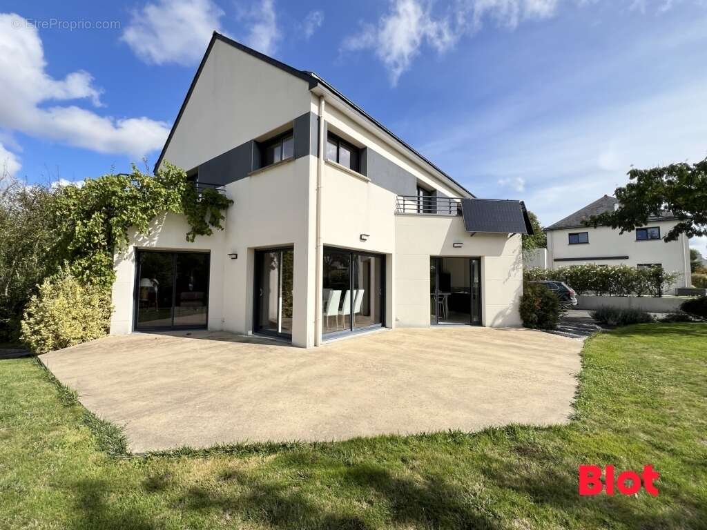 Maison à JANZE