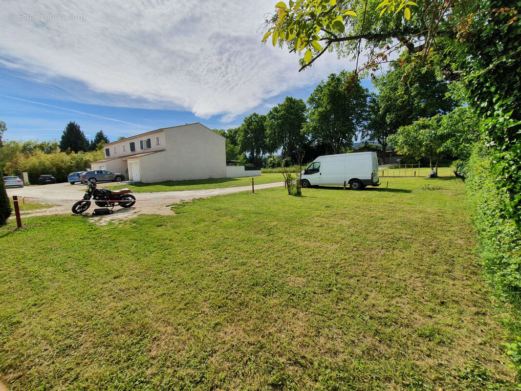 Terrain à SAINT-REMY-DE-PROVENCE