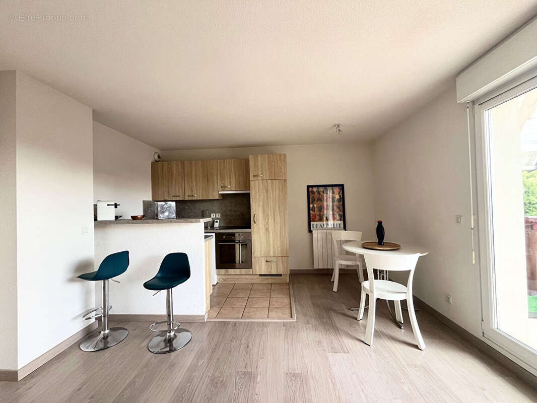 CABOURG, Bel appartement 3 pièces avec grand balcon et place de parking - photo 3