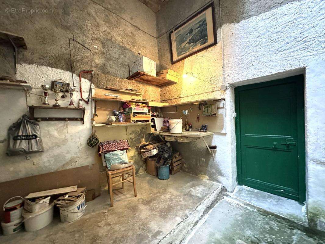 Maison à CAUNES-MINERVOIS