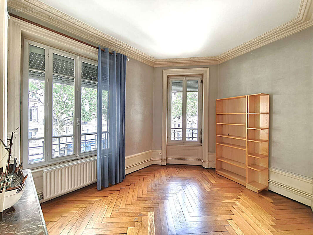Appartement à LYON-7E