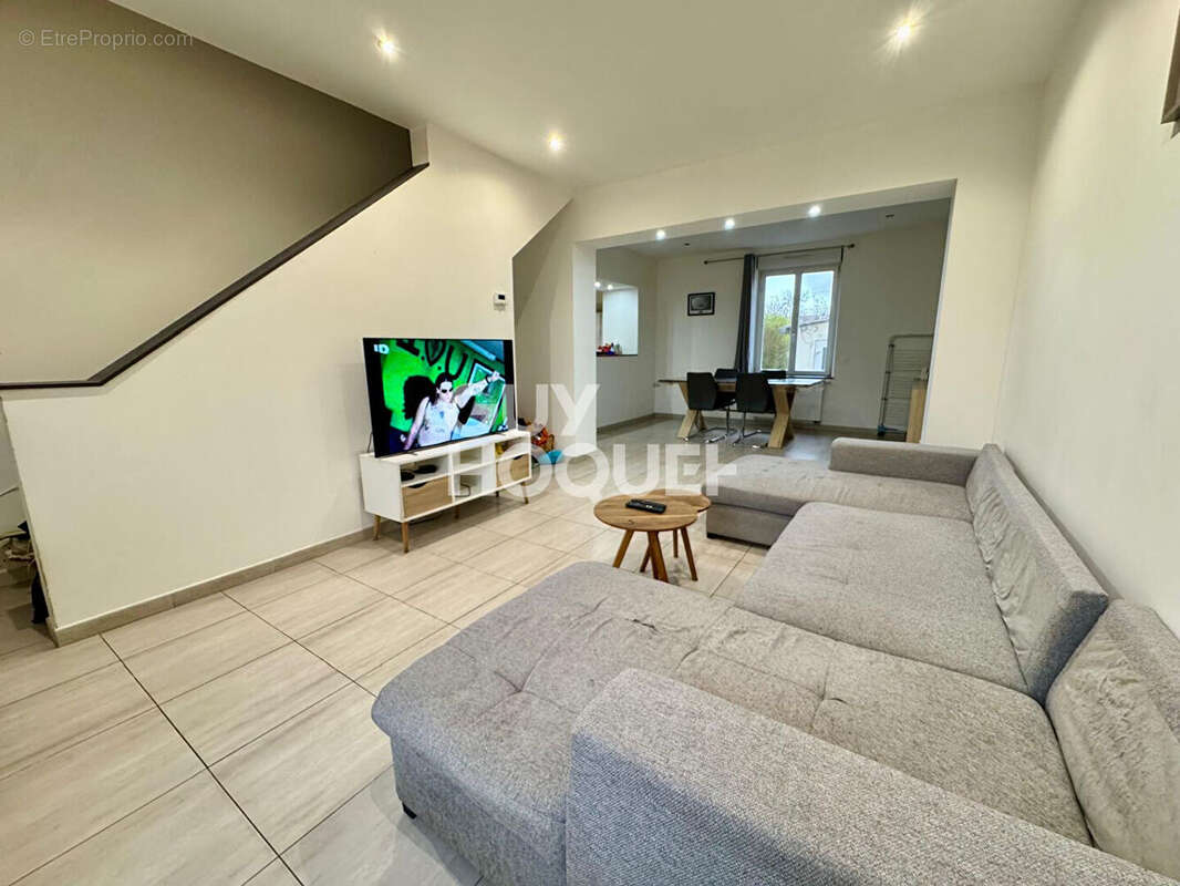 Maison à NEUVES-MAISONS