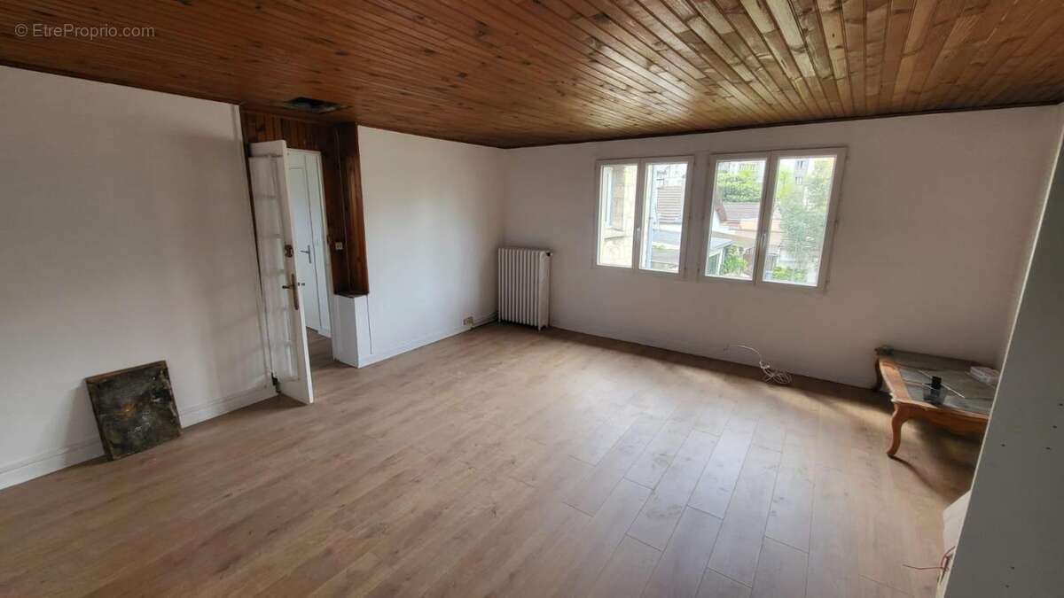 Maison meuliere aubervilliers 350 m2 avec 15 pieces - photo 2