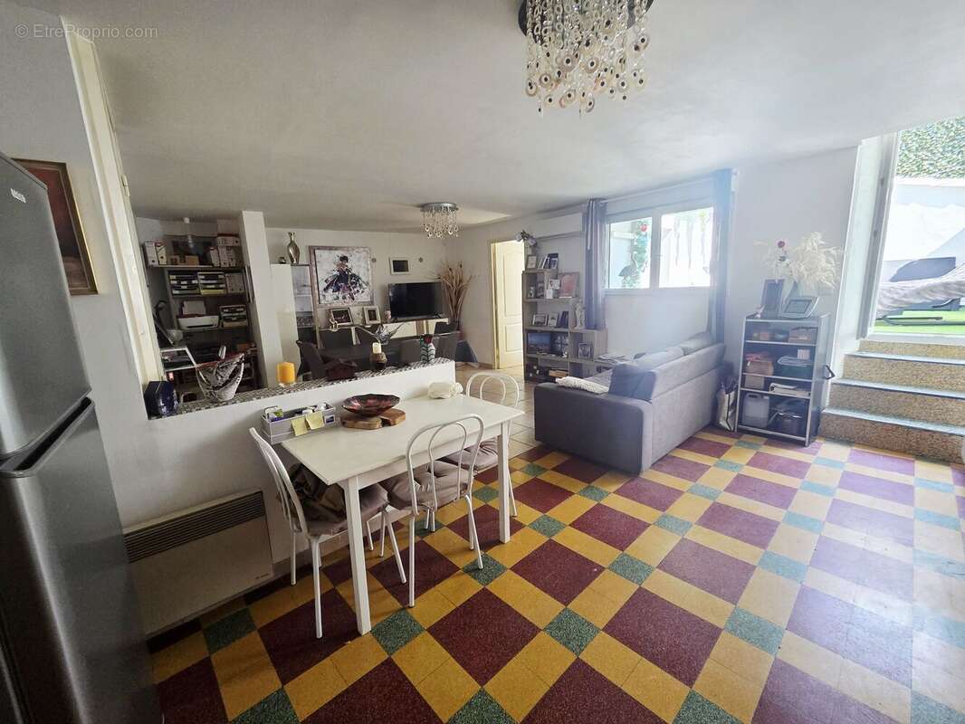 Maison à CAPESTANG
