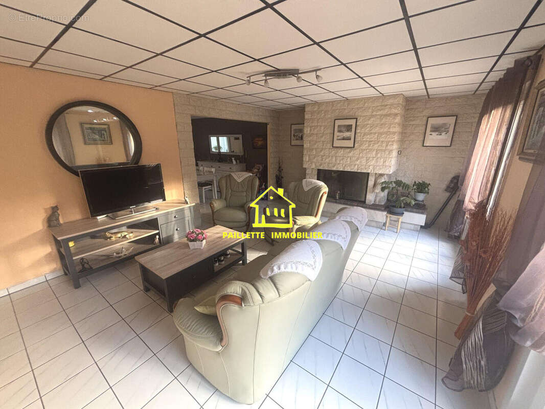 Maison à MONTIVILLIERS