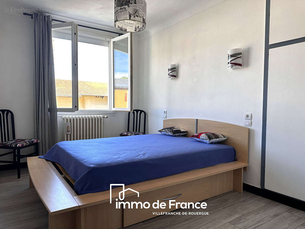 Maison Vailhourles 204 m² habitables, 6 chambres, garage et abri camping-car sur 1075 m² de terrain clos - photo 9