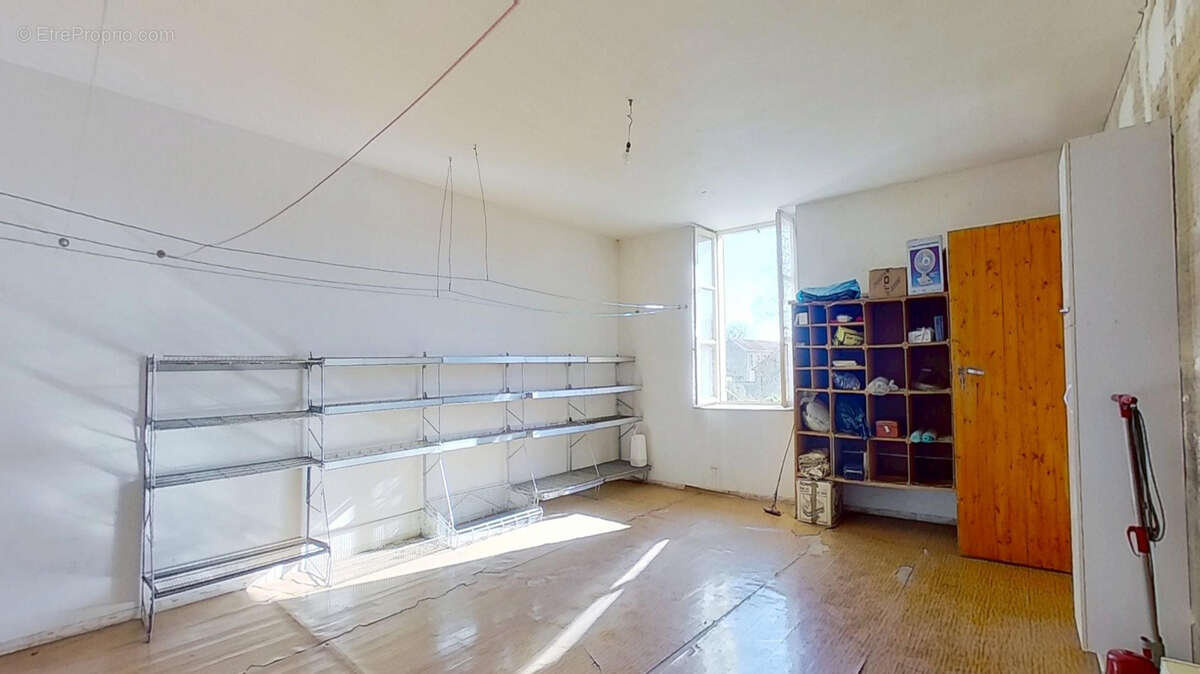 Maison à FAINS-VEEL