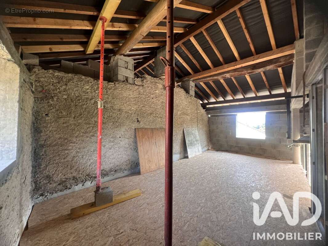 Maison 140 m² à Hauteville  - photo 7