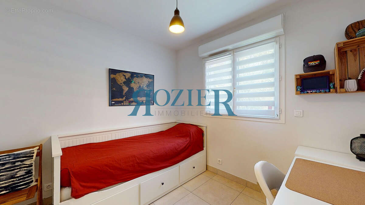 MOUGINS   Maison jumelée provençale avec piscine   4 chambres - photo 16