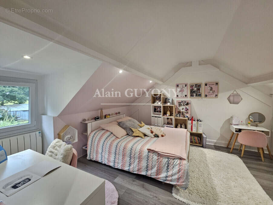 Maison à PONT-L&#039;EVEQUE