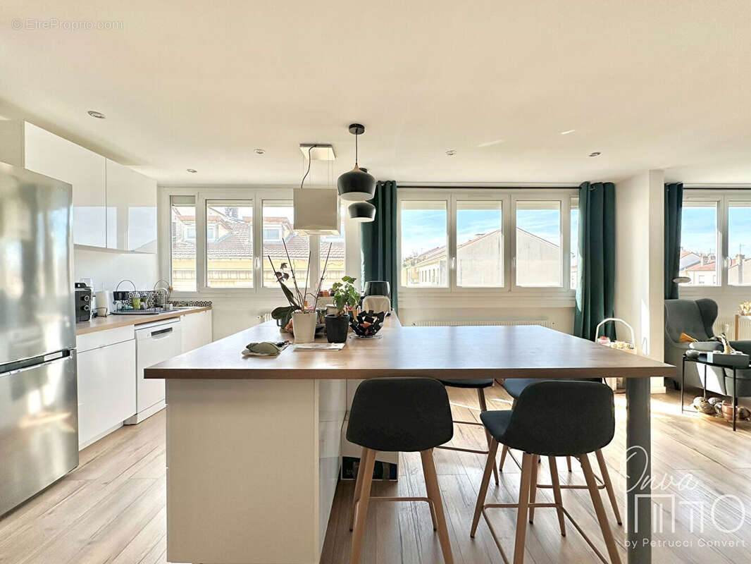 Appartement à VILLEURBANNE