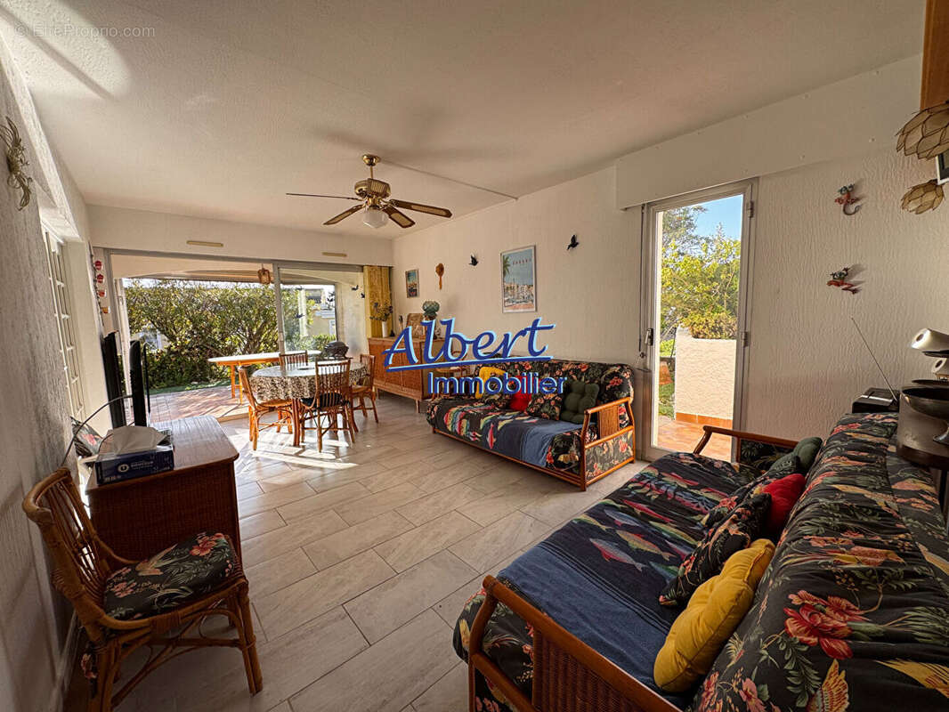 Appartement à SANARY-SUR-MER