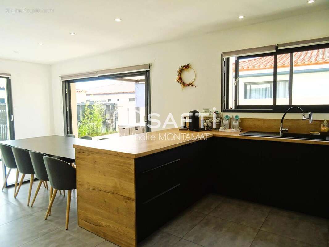 Photo 8 - Maison à PIA