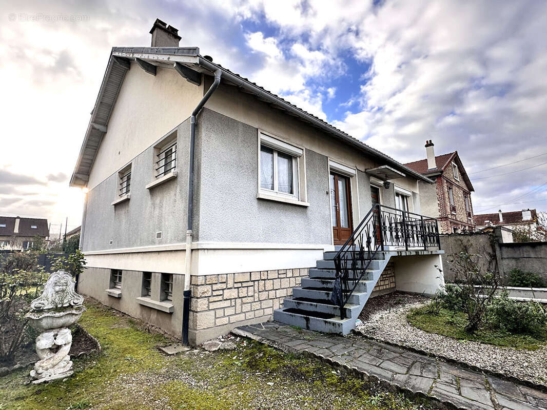 Maison à FRANCONVILLE