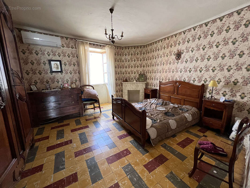 Maison à SAINT-GENIES-DE-MALGOIRES