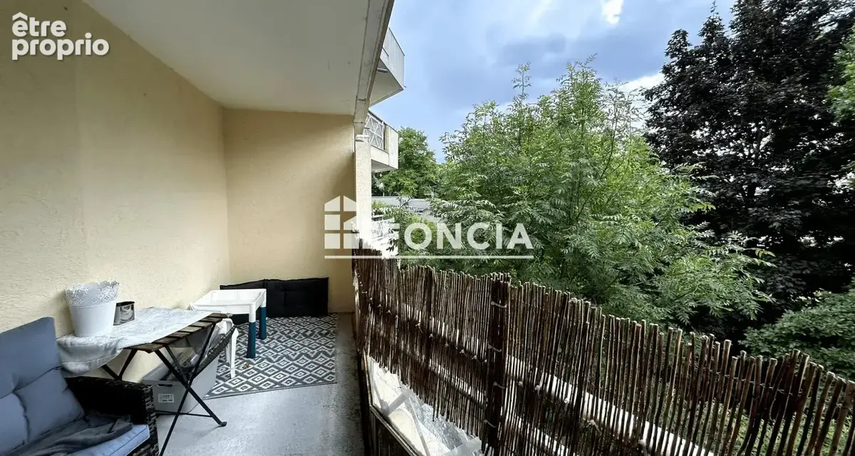 3 pièces avec cave et garage - bail en cours - photo 2