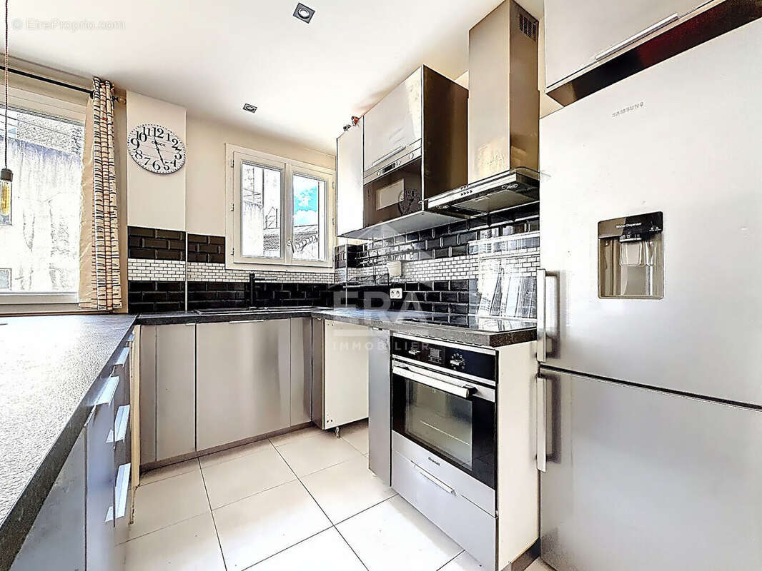 Appartement à PARIS-12E