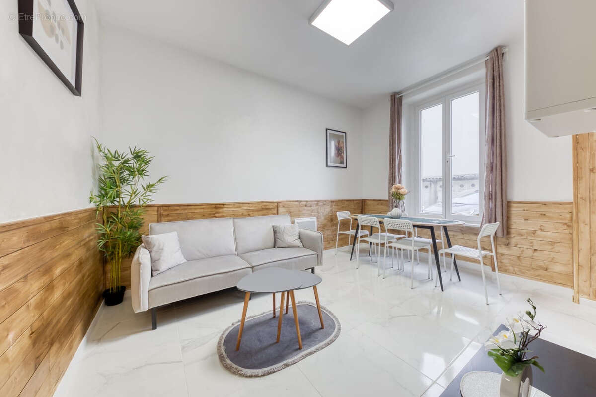 Appartement à CORBEIL-ESSONNES