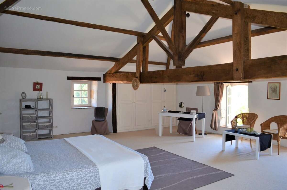 Magnifique manoir en position dominante avec piscine - photo 5