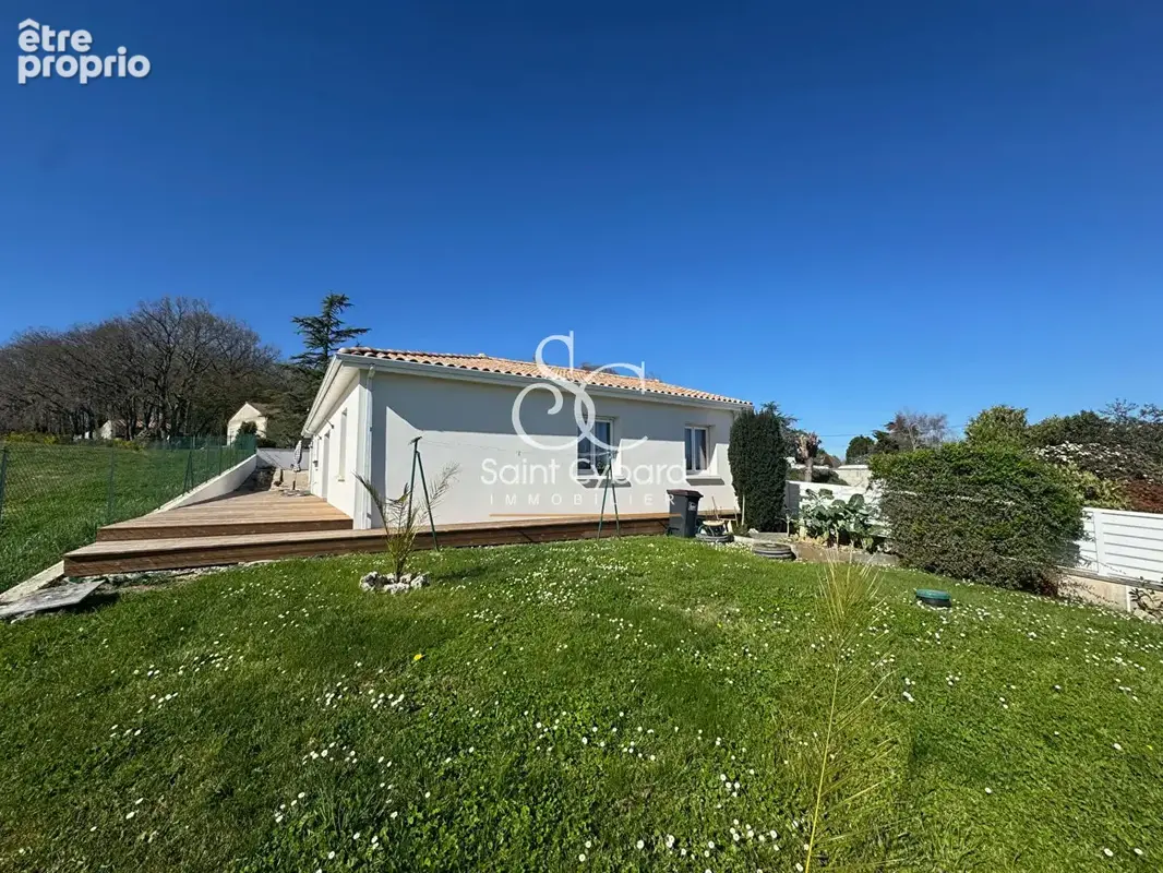 Champniers - Maison plain-pied - 3 chambres - photo 14