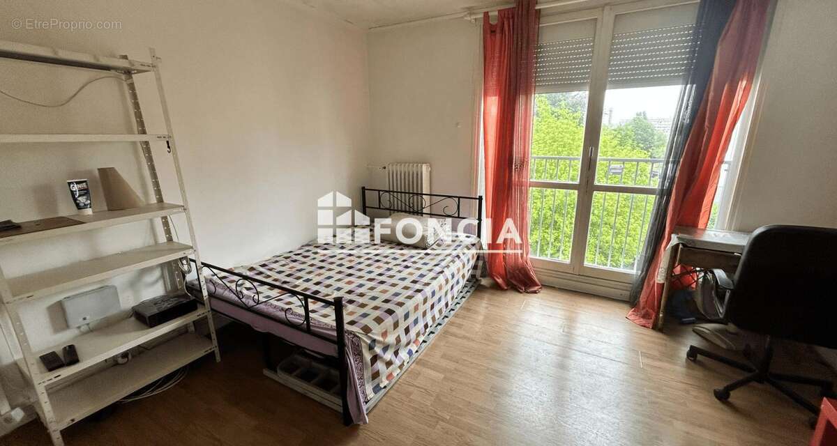 Appartement à VILLEJUIF