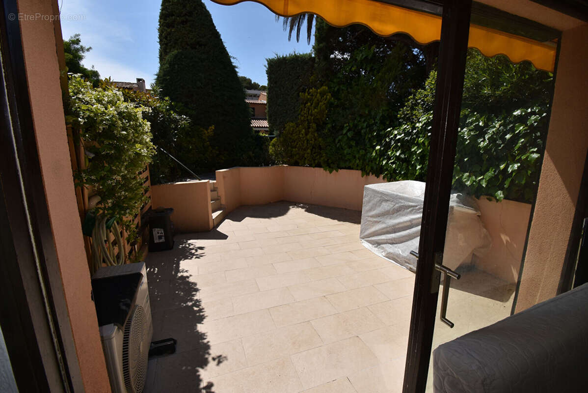 Appartement à SAINT-RAPHAEL
