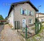 Maison à FRONTONAS