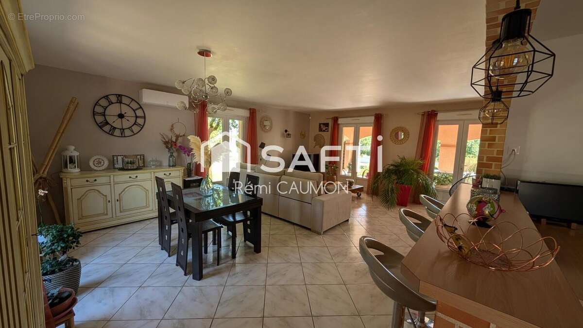 Maison 120 m² à Crayssac  - photo 7