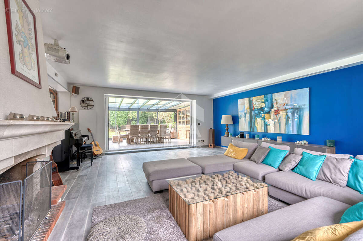 Maison à NOISY-LE-ROI