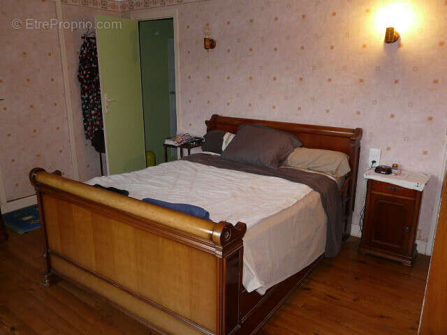 Agen nerac bel enclos maison dependances gros potentiel - photo 17