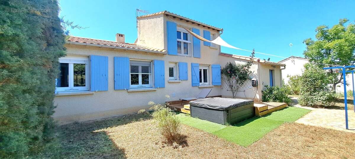 Maison à BESSAN